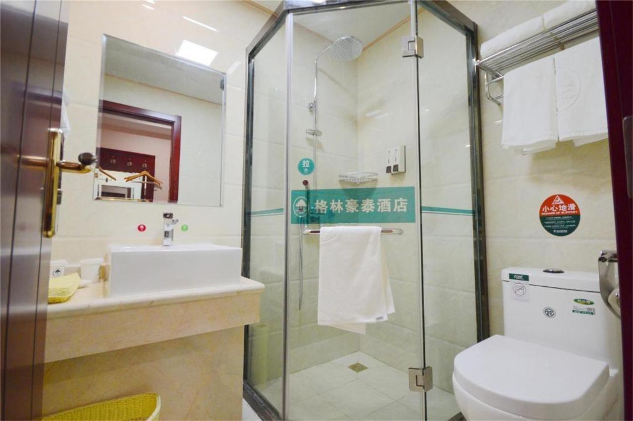 格林豪泰江苏省泰州市靖江市汽车站快捷酒店 外观 照片